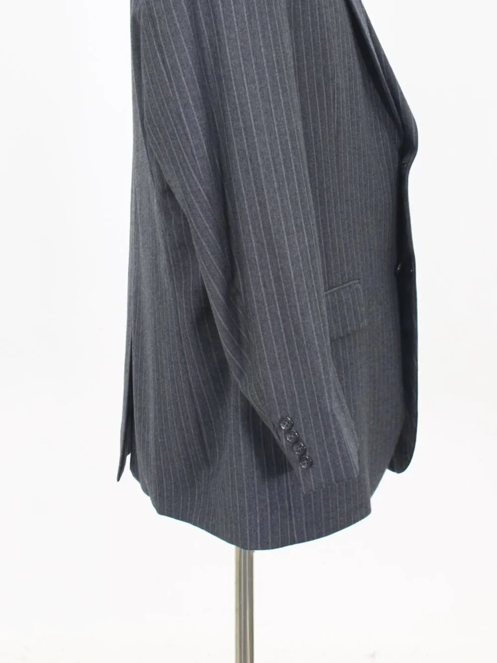 Hart Schaffner Marx Union Made 46R 40x29 Gray Full Suit 2-Button Stripe R949